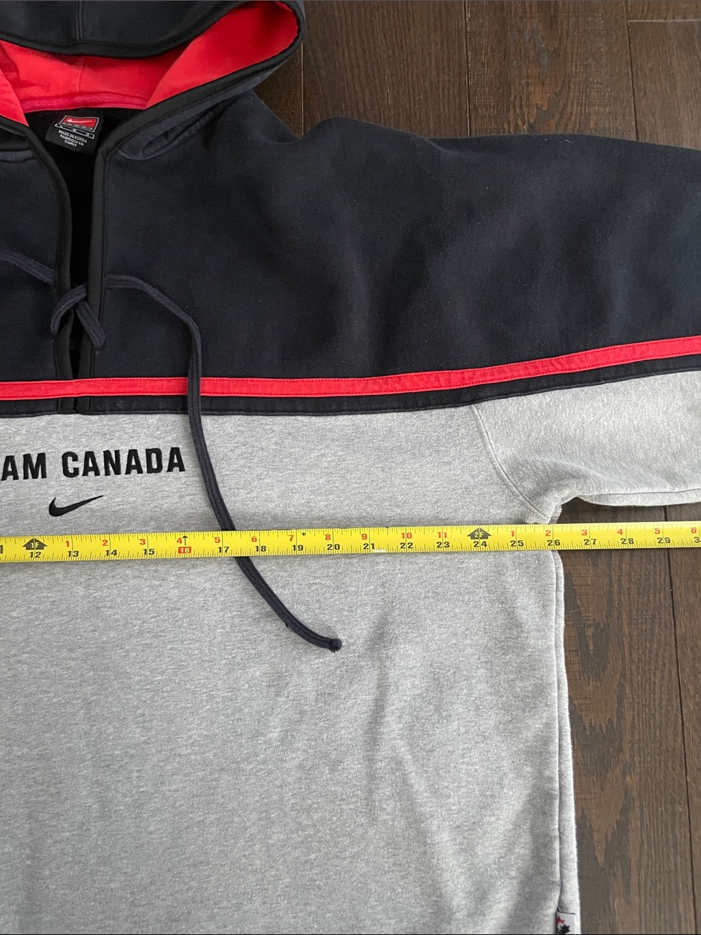 Vintage Nike Team Canada Hoodie - Picture 5 of 6